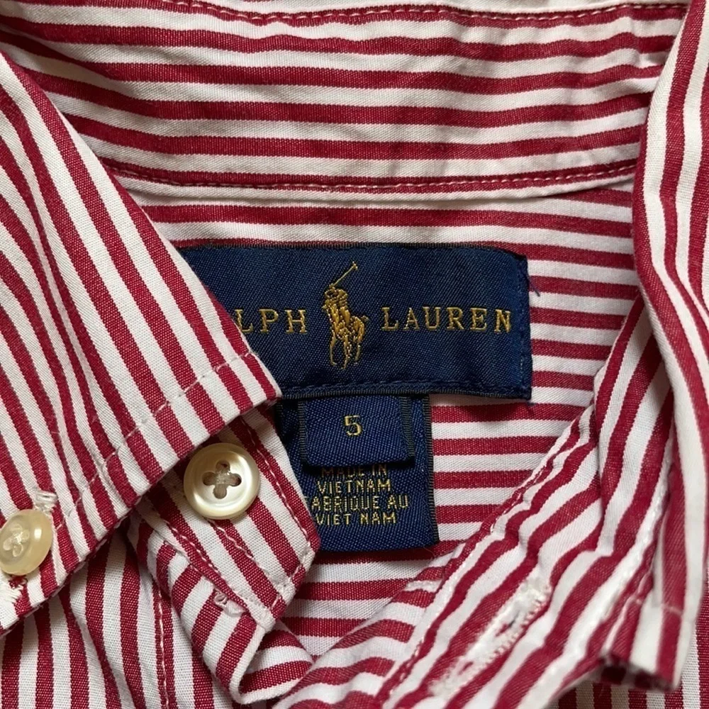 🤗- Ralph Lauren button down shirt for boy size 5